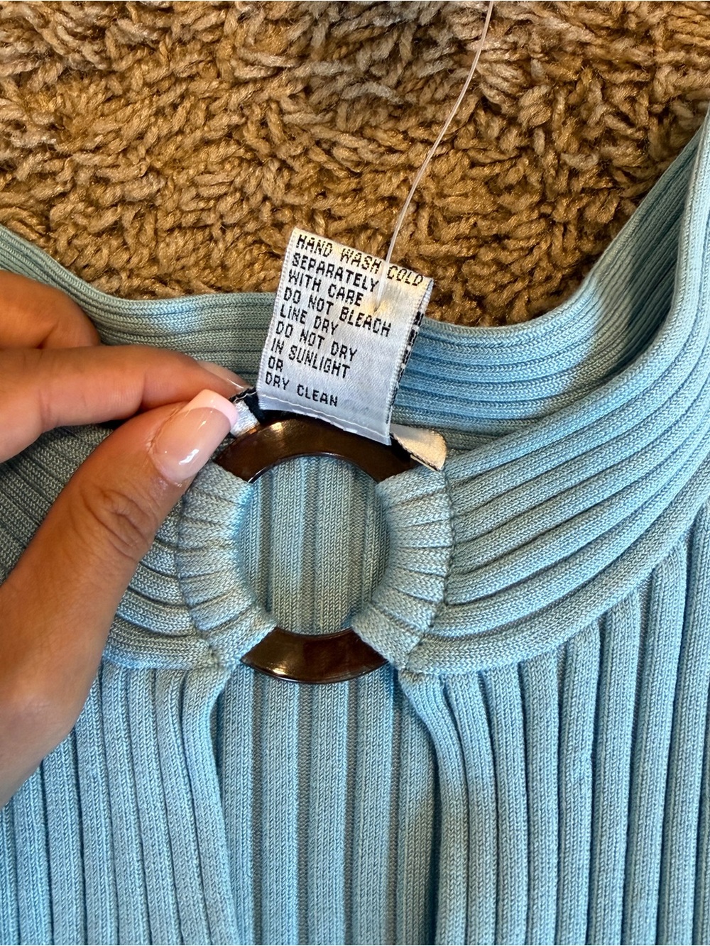 Cache Sleeveless Ribbed Keyhole Tank - Sky Blue - Picture 4 of 6